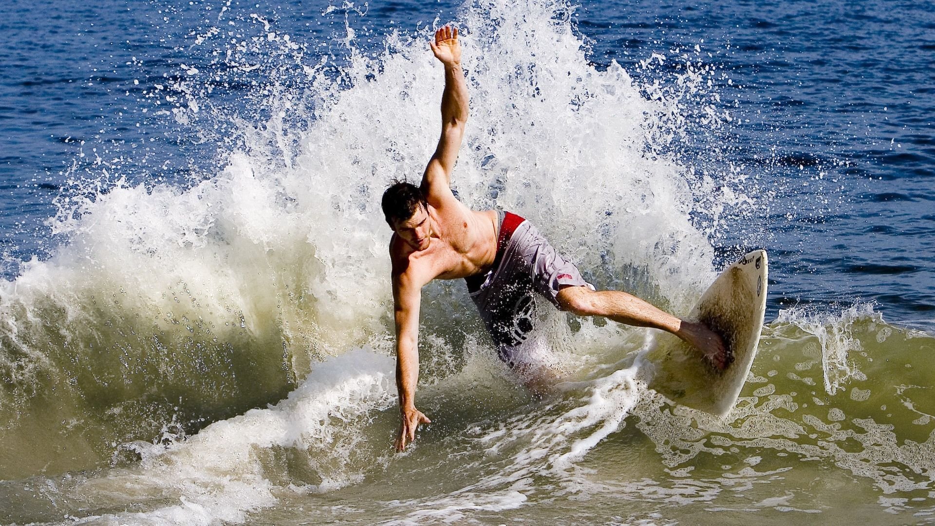 快船进攻如潮乔治连得二十，乔治快船首秀