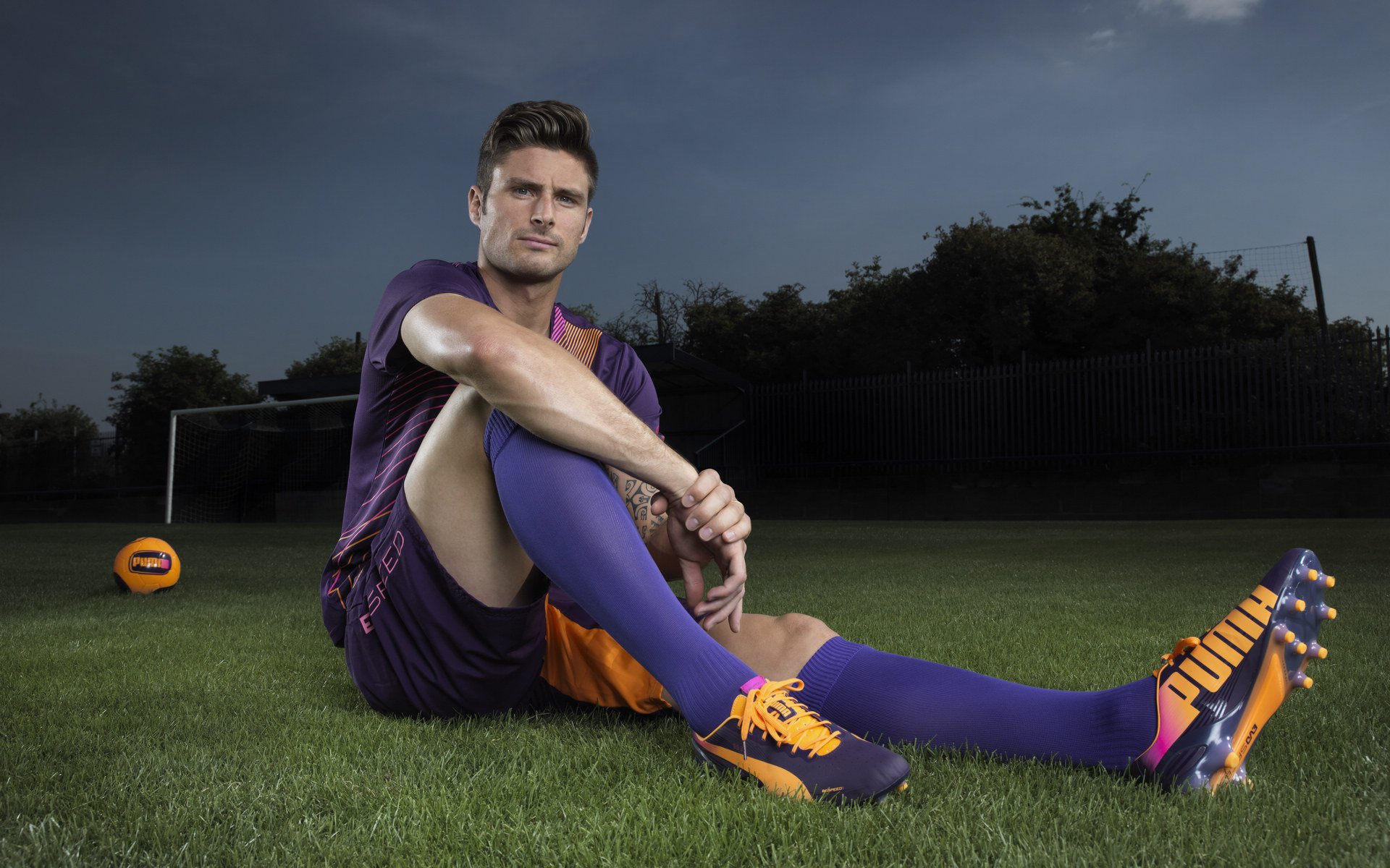 曼城后防强化 反击战术更臻完善,曼城防守阵型