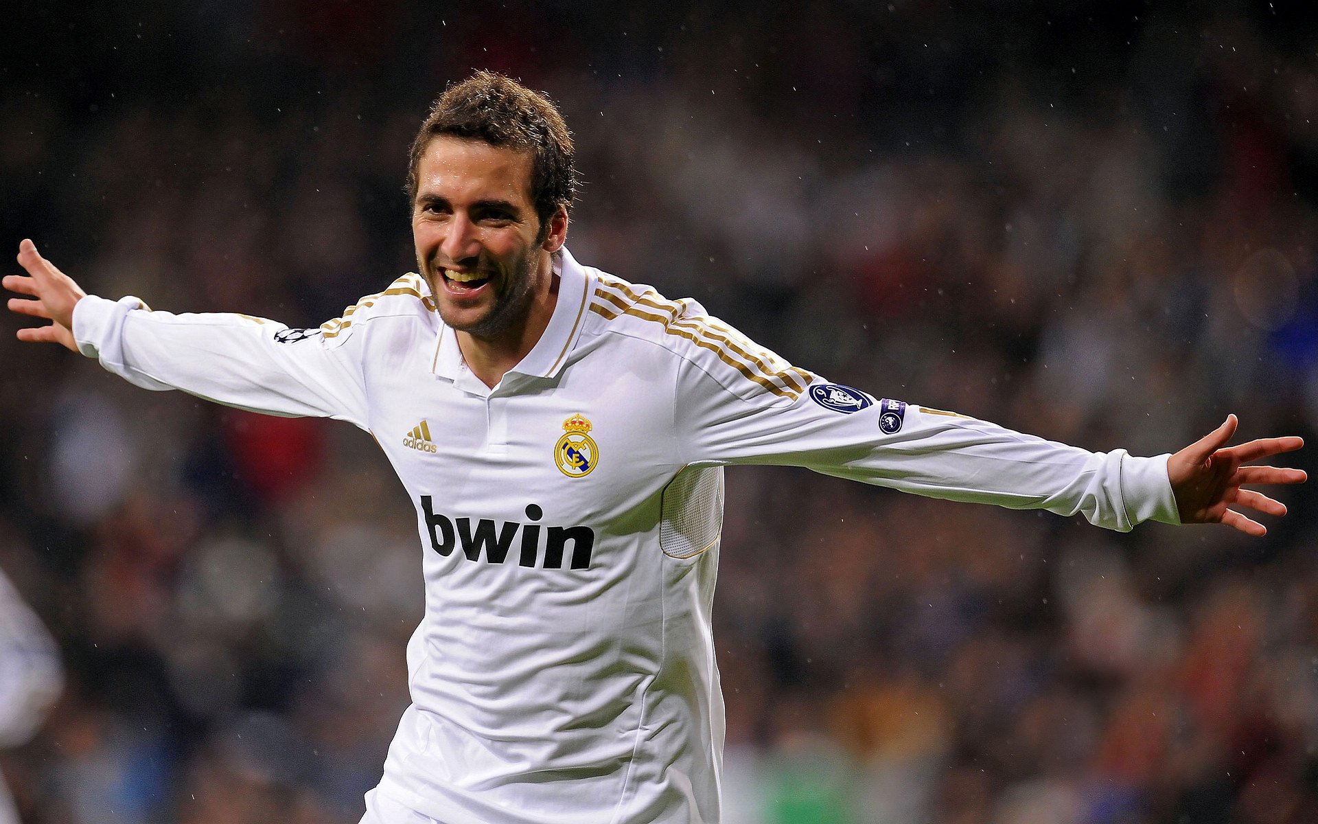 汉堡球员因伤落选，将缺席下个比赛，汉堡著名球员